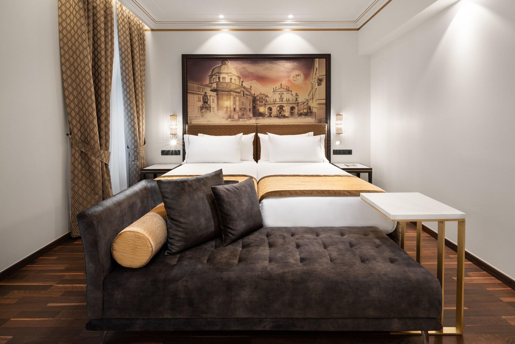 Aurea Legends By Eurostars Hotel Company Praag Buitenkant foto