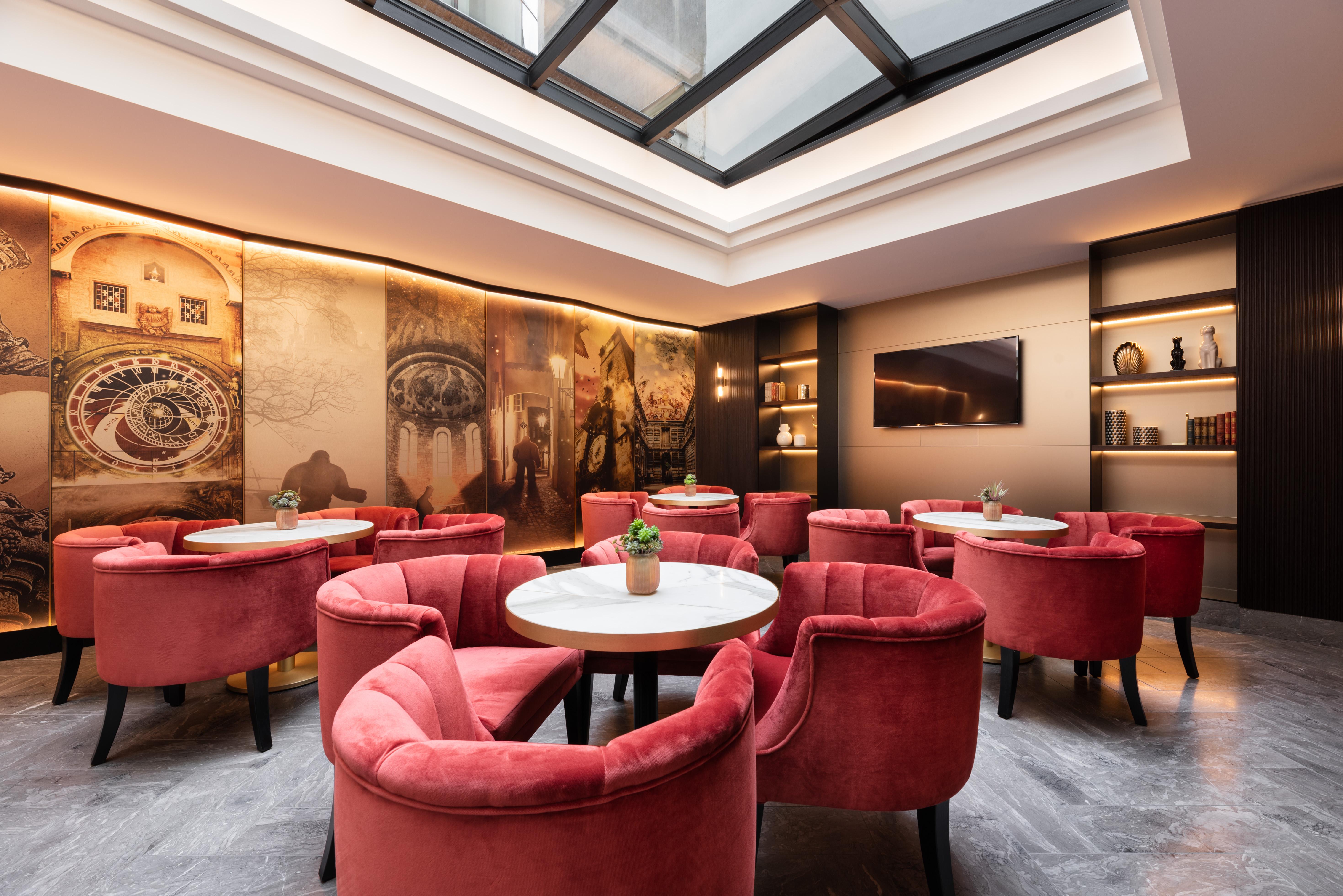 Aurea Legends By Eurostars Hotel Company Praag Buitenkant foto