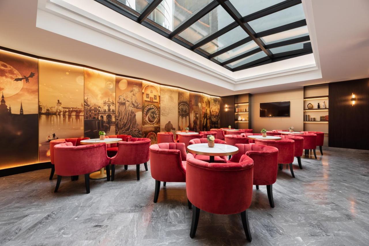 Aurea Legends By Eurostars Hotel Company Praag Buitenkant foto