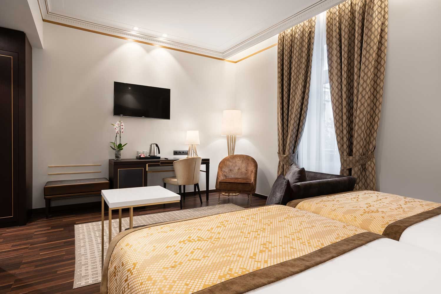 Aurea Legends By Eurostars Hotel Company Praag Buitenkant foto